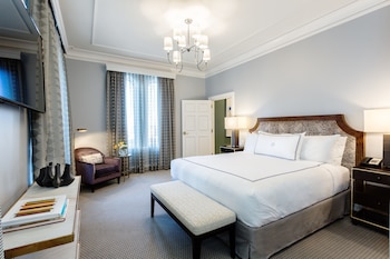 Suite (Director Penthouse)