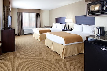Deluxe Room, 2 Queen Beds, Non Smoking