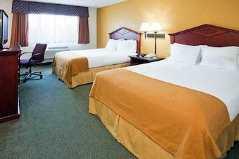 Deluxe Room, 2 Queen Beds, Non Smoking