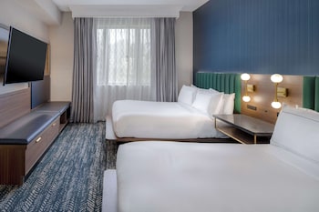 Suite, 2 Double Beds, Non Smoking