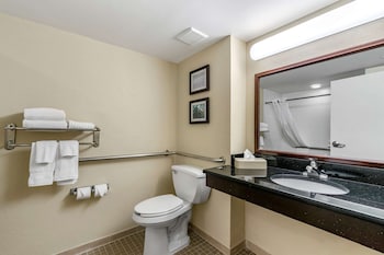 Basic Room, 1 Queen Bed, Non Smoking