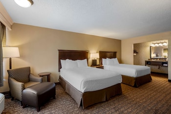 Standard Room, 2 Queen Beds, Non Smoking