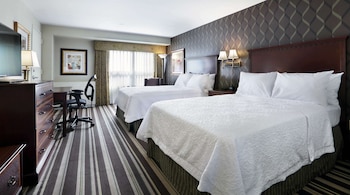 Standard Room, 2 Double Beds, Non Smoking, Bathtub