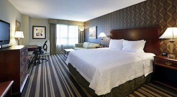 Premium Room, 1 King Bed with Sofa bed, Non Smoking, Refrigerator (with Drinks & Snacks)