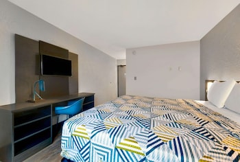 Standard Room, 1 King Bed, Accessible, Non Smoking