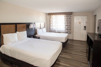 Deluxe Room, 2 Double Beds, Non Smoking