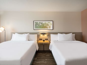 Room, 2 Queen Beds