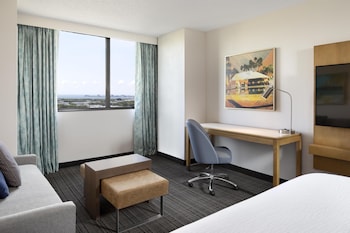 Studio Suite, 1 King Bed, Bay View