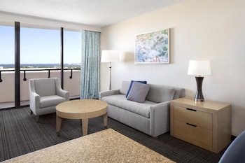 Suite 2 Queens nonsmoking