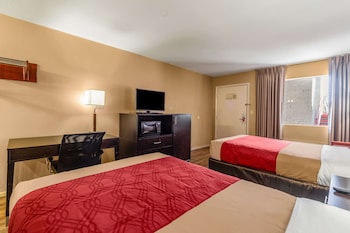 Standard Room, 2 Double Beds, Non Smoking