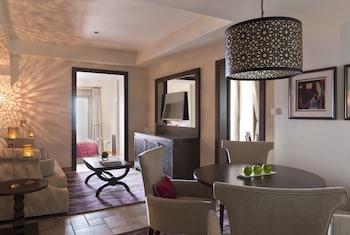 Suite, 1 Bedroom, Beachside (Sea View Terrace)