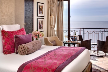 Standard Room, Balcony, Partial Sea View (Sea View  or Balcony)