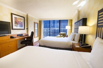 Room, 2 Double Beds, City View