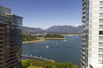 Room, 1 King Bed, Harbor View