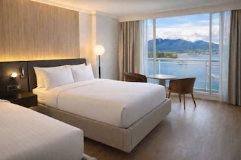Deluxe Room, 2 Queen Beds, Harbor View (Renovated)