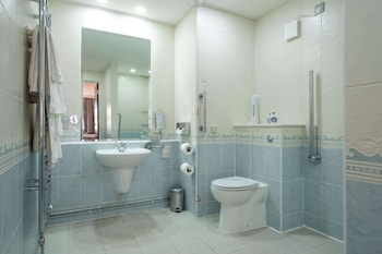 Superior Room, 1 Double Bed, Accessible, Non Smoking (Converts to 2 Twin Beds)