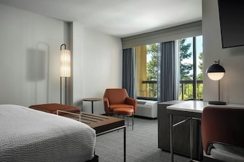 Room, 1 King Bed with Sofa bed, Balcony