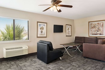 Presidential Suite, 1 King Bed, Non Smoking