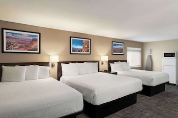 Superior Suite, Multiple Beds, Non Smoking