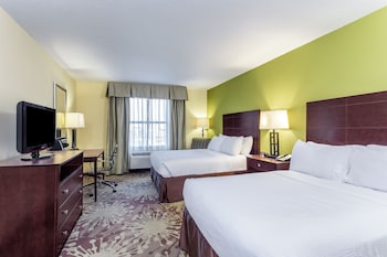 Suite, Multiple Beds, Accessible, Non Smoking (Roll-In Shower)