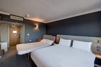 Standard Room, 1 Double Bed with Sofa bed (with Free Hot Breakfast)