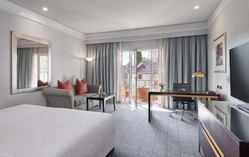 Room, 1 King Bed, Balcony