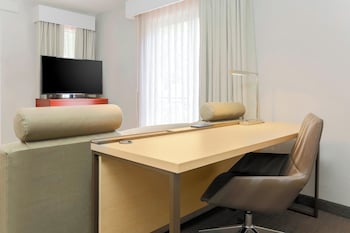 Studio, 1 King Bed with Sofa bed