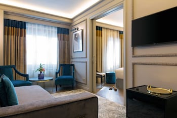 Junior Suite (El Avenida Palace)