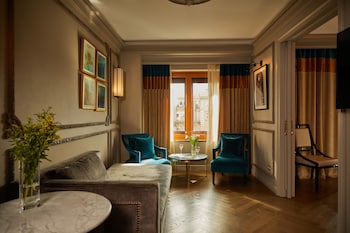 Junior Suite (El Avenida Palace)