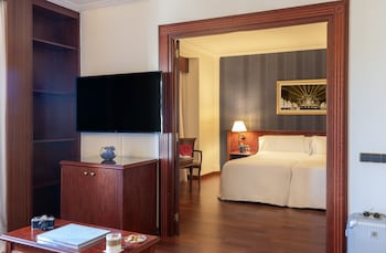 Junior Studio Suite