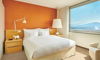 Suite, 1 Bedroom, Lake View