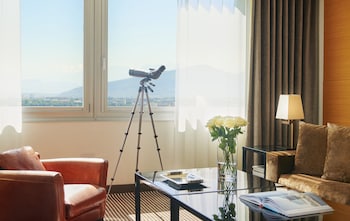 Suite, Lake View (Panoramic)