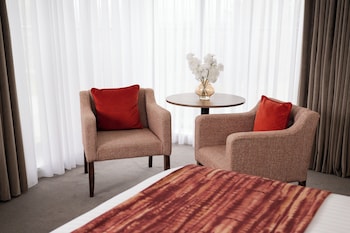 Junior Studio Suite