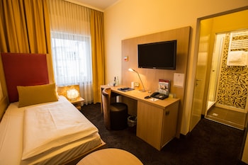 Economy Single Room (1 single Bed)