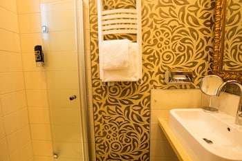 Economy Single Room (1 single Bed)