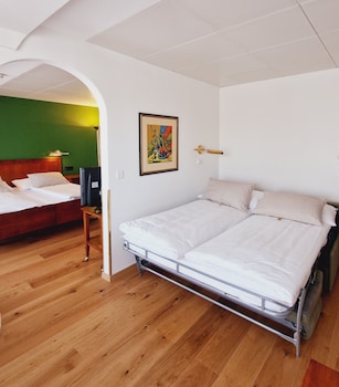 Familien-Zimmer, nur 3-4 Personen, mit Balkon