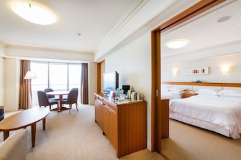 Club Suite, 2 Double Beds, Balcony