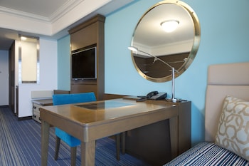 Room, Multiple Beds, Bay View (Disney or Bay view)