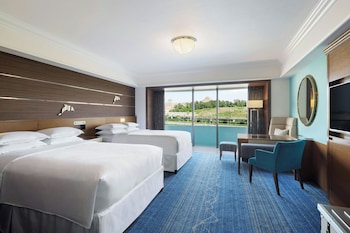 Room, 2 Double Beds, Bay View (Disney or Bay view)