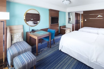 Room, 2 Double Beds, Bay View (Disney or Bay view)