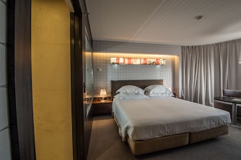 Superior Suite, River View