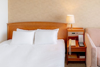 Queen Double (Non-Smoking)