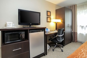 Standard Room, 2 Queen Beds, Non Smoking