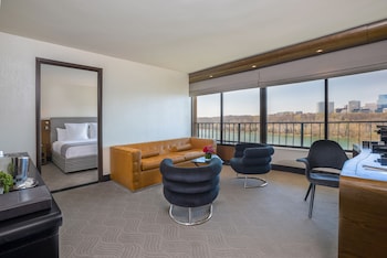 Suite, 1 Bedroom, River View