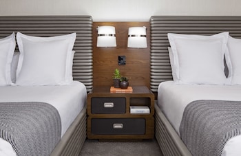 Deluxe Room, 2 Double Beds, Balcony