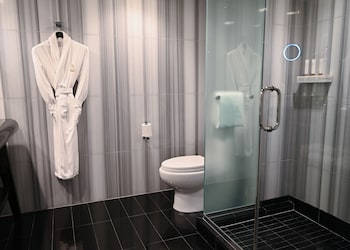 Deluxe Room, 2 Double Beds, Balcony
