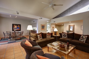 Villa, 2 Bedrooms, 2 Kings, Fireplace, Kitchen