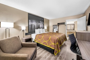 Room, 1 King Bed, Accessible, Non Smoking (Mobility, Bathtub w/Grab Bars)
