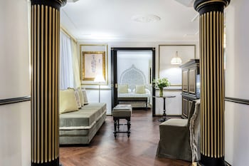 Splendid Heritage Suite