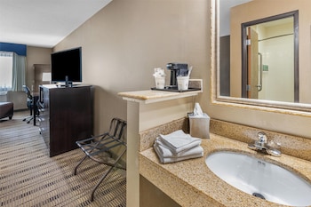 Standard Room, 2 Queen Beds, Non Smoking, Refrigerator & Microwave